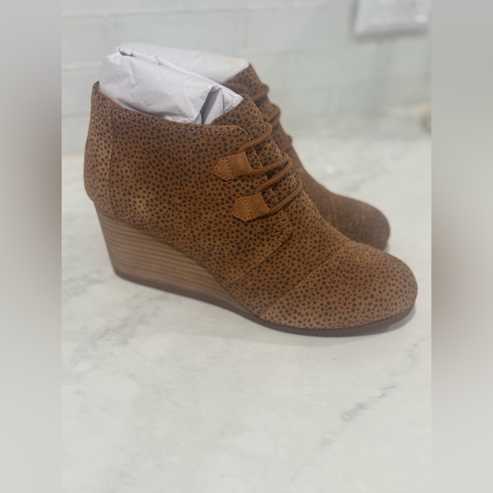 Toms Brown Wedges - Picture 11 of 11